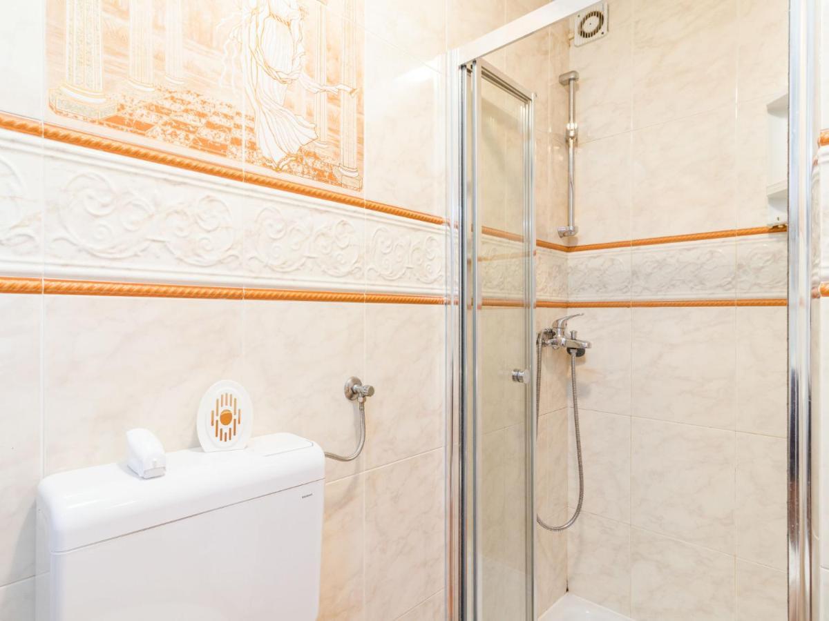 אומאג Apartment Antonella & Napoletano-1 By Interhome מראה חיצוני תמונה