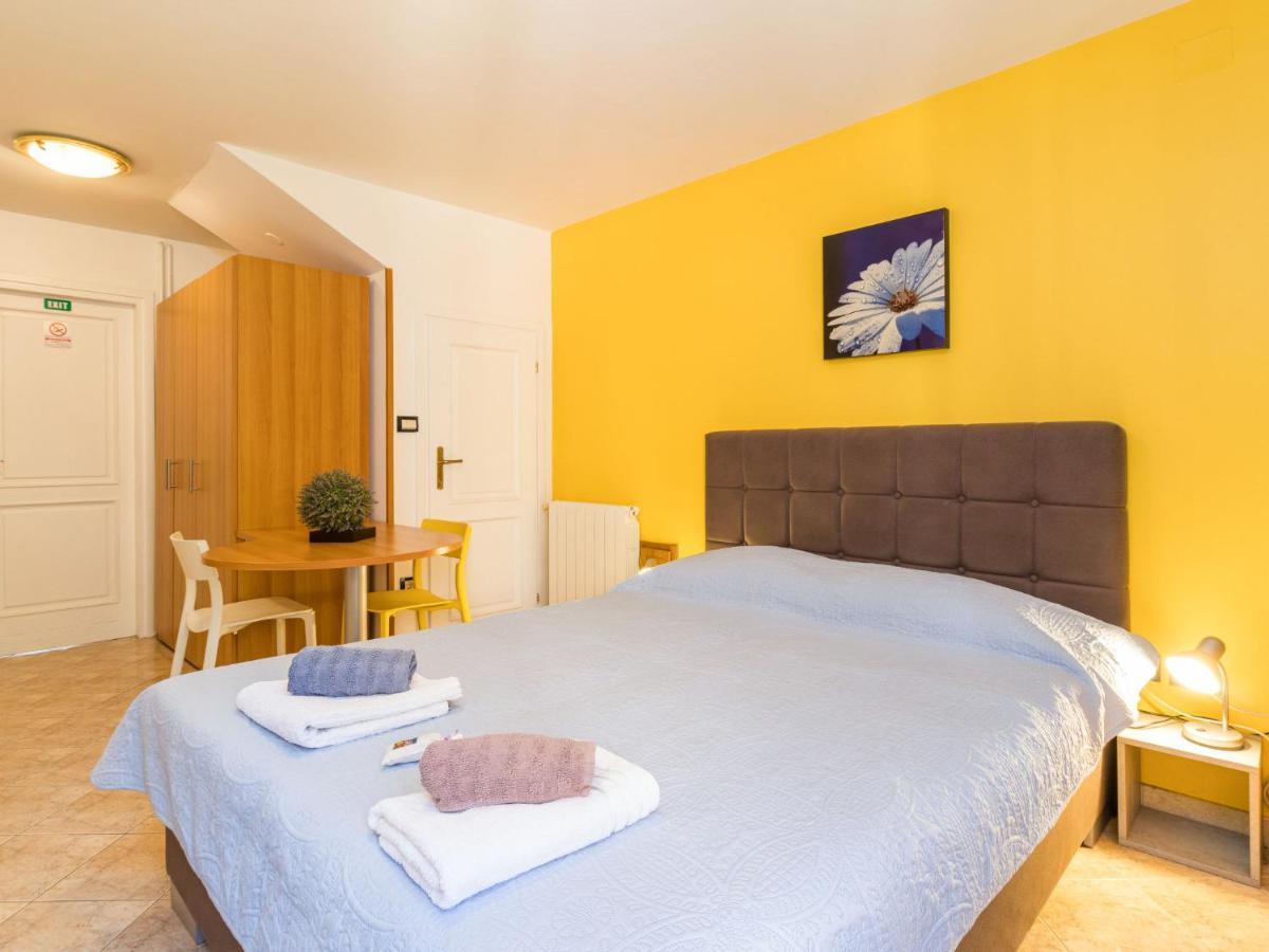 אומאג Apartment Antonella & Napoletano-1 By Interhome מראה חיצוני תמונה